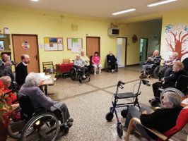 Posedenie s nádychom histórie