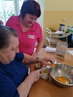 Upiekli sme si orechový koláčik