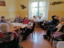 Upiekli sme si orechový koláčik