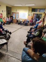 Október mesiac úcty k starším